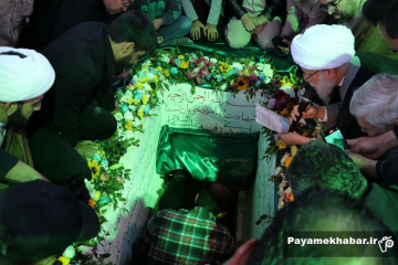 تشییع و خاکسپاری شهید گمنام در بوستان نماز شیراز