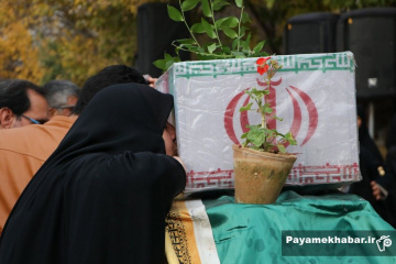 تشییع و خاکسپاری شهید گمنام در بوستان نماز شیراز