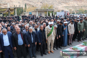 تشییع و خاکسپاری شهید گمنام در بوستان نماز شیراز