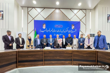 تجلیل از شهردار شیراز به مناسبت روز شهردار