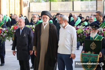 گلباران حرم مطهر حضرت سید علاالدین حسین (ع)