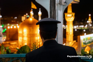 نقاره زنی در نقاره خانه حرم مطهر امام رضا (ع)