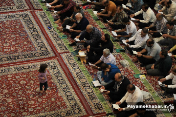 مراسم قرائت دعای عرفه در حرم مطهر حضرت شاهچراغ (ع)