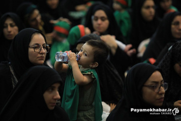 آئین شیرخوارگان حسینی در حرم مطهر حضرت شاهچراغ (ع)