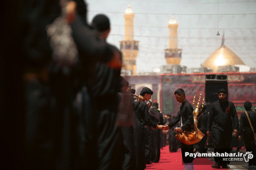 روز تاسوعا در کربلای معلی - حرم مطهر امام حسین (ع) - سقا