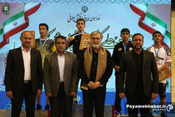 رقابت های کشوری کشتی پهلوانی رده نوجوان در شیراز