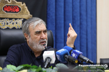 نشست خبری رئیس کمیسیون امنیت ملی و سیاست خارجی مجلس شورای اسلامی - ابراهیم عزیزی