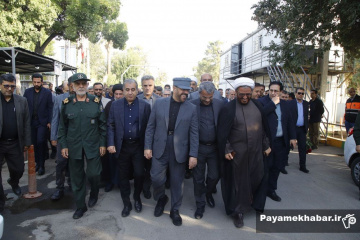 مراسم گلباران و غبارروبی قبور شهدا توسط مسئولین استان فارس