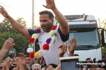 مراسم کشیدن ۳ تریلی توسط جاسم سپهری خلاری در شیراز