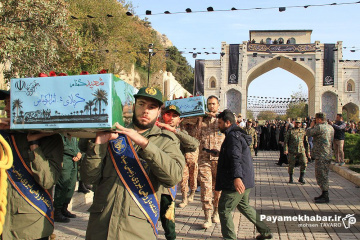 مراسم استقبال از پیکر شهدای گمنام سال های دفاع مقدس در شیراز