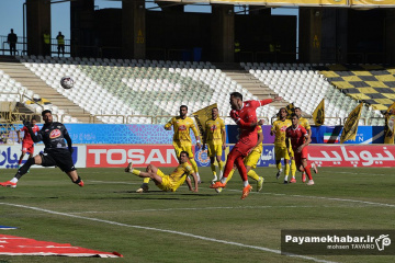 بازی فجر سپاسی شیراز - پرسپولیس تهران