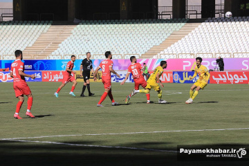 بازی فجر سپاسی شیراز - پرسپولیس تهران