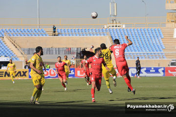 بازی فجر سپاسی شیراز - پرسپولیس تهران