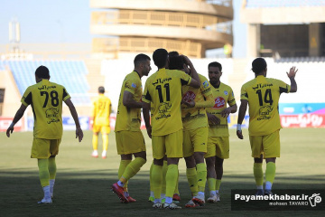 بازی فجر سپاسی شیراز - پرسپولیس تهران
