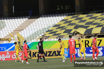 بازی فجر سپاسی شیراز - پرسپولیس تهران