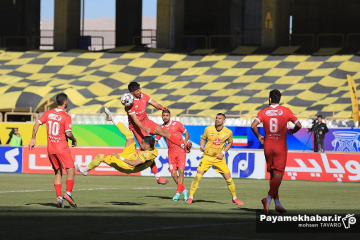 بازی فجر سپاسی شیراز - پرسپولیس تهران