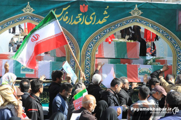 تشییع پیکر شهدای حملات آمریکایی صهیونی در شیراز