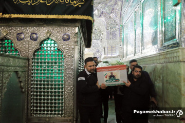 وداع خانواده شهدای حملات آمریکایی صهیونی با پیکر شهدا