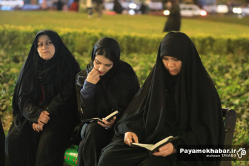 مراسم احیای شب نوزدهم ماه مبارک رمضان در میدان معلم شیراز