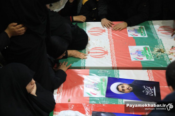 تشییع پیکر پنج شهید در شیراز