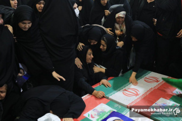 تشییع پیکر پنج شهید در شیراز