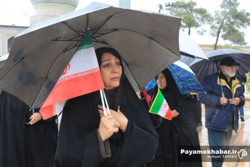تشییع پیکر پنج شهید در شیراز