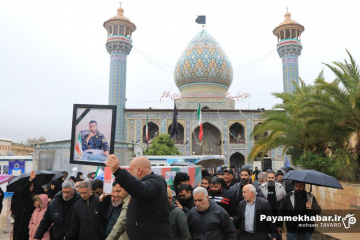 تشییع پیکر پنج شهید در شیراز