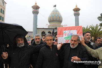 تشییع پیکر پنج شهید در شیراز