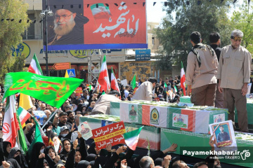 مراسم تشییع ۳۴ شهید اقتدار در شیراز