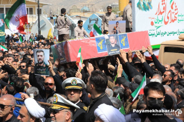 مراسم تشییع ۳۴ شهید اقتدار در شیراز
