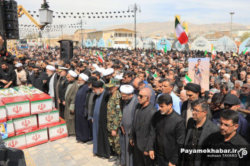 مراسم تشییع ۳۴ شهید اقتدار در شیراز