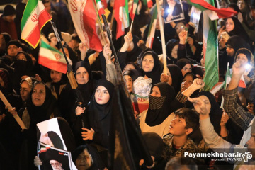 حضور مردم سپیدان در خیابان ها در بیعت با آرمان های انقلاب اسلامی