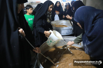 پخت حلوای نذری شهر شیراز در حرم مطهر حضرت علی‌ بن‌ حمزه (ع)