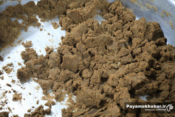 پخت حلوای نذری شهر شیراز در حرم مطهر حضرت علی‌ بن‌ حمزه (ع)