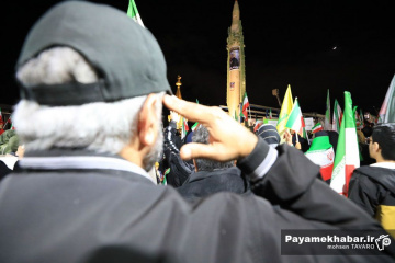 رونمایی از موشک قیام در تجمع مردمی میدان امام حسین (ع) شیراز