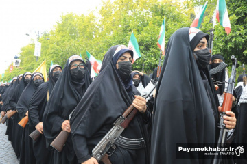 اجتماع بانوان و دختران جانفدای وطن در شیراز