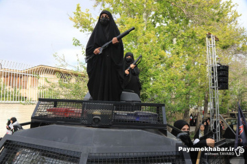 اجتماع بانوان و دختران جانفدای وطن در شیراز