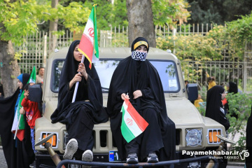 اجتماع بانوان و دختران جانفدای وطن در شیراز