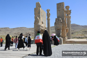تجمع مردمی در مجموعه تخت جمشید