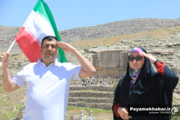 تجمع مردمی در مجموعه تخت جمشید