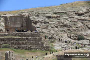 تجمع مردمی در مجموعه تخت جمشید