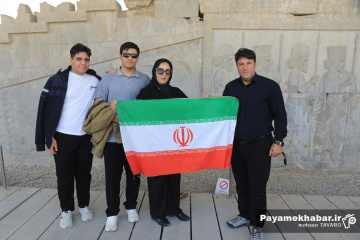 تجمع مردمی در مجموعه تخت جمشید