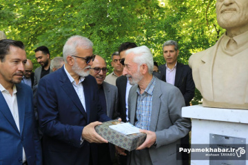 رونمایی از ۱۸ سردیس مفاخر علمی فارس