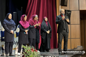 جشن پایان دوره قهرمانان تفکر تهران