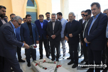سفر یک روزه وزیر بهداشت، درمان و آموزش پزشکی به فارس