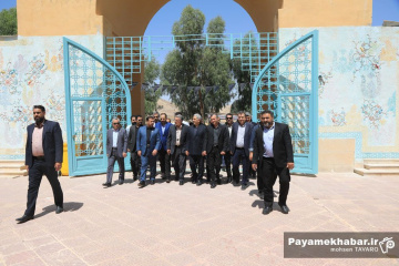 سفر یک روزه وزیر بهداشت، درمان و آموزش پزشکی به فارس