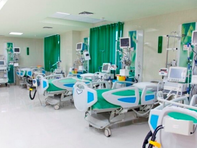 وزیر علوم از بخشهای جدید و در حال ساخت بیمارستان پیوند اعضا شیراز بازدید کرد
