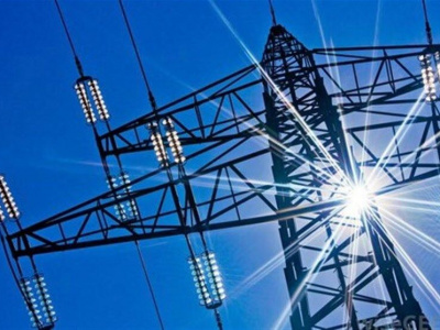 تعویض مقره های سرامیکی خط ۶۰۱ ایستگاه طبیعت امور انتقال برق بوشهر با موفقیت انجام شد