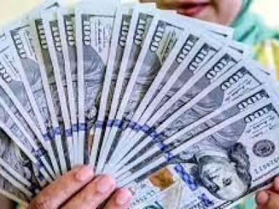 پکیج خبری پلیس فارس؛ کشف اسکناس های ۱۰۰ دلاری تقلبی در شیراز