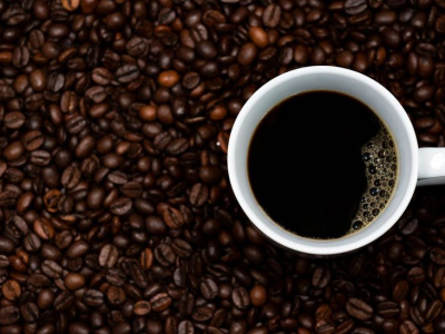 تفاله قهوه کود خوبی برای باغچه است